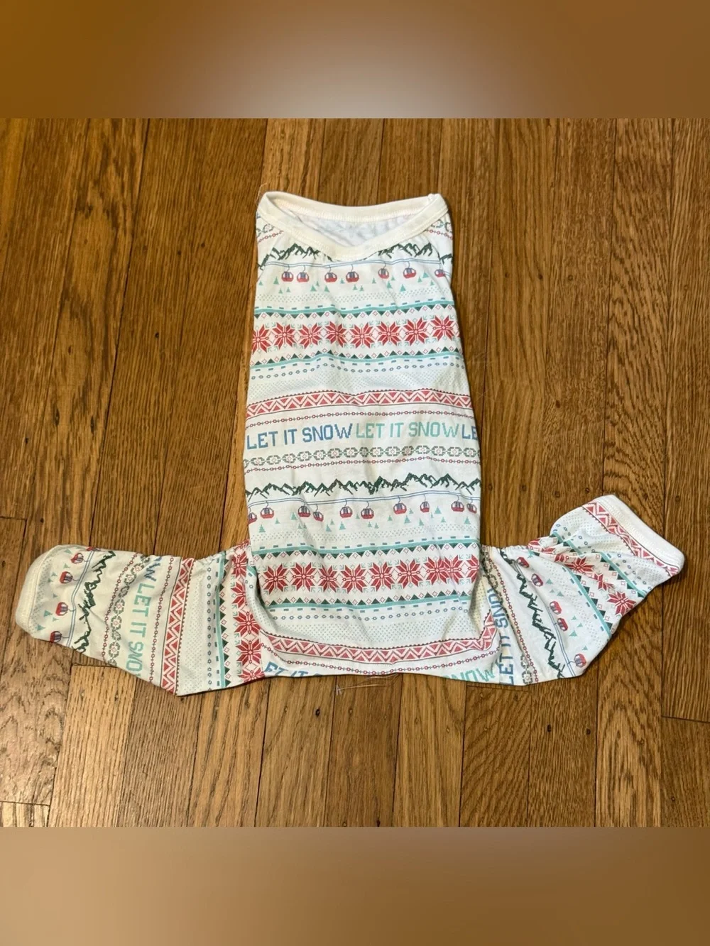 NWOT Holiday 'Let It Snow' Pajama Pet Set White with Red & Green Pattern sz LG